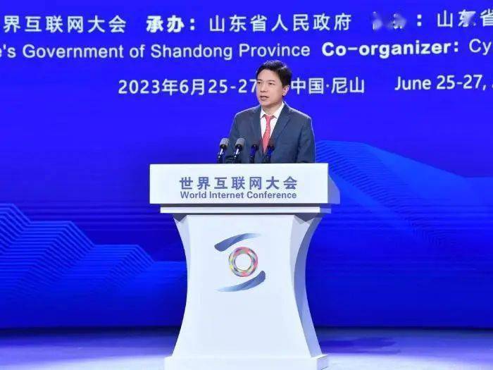 AI度过“疯狂三月”， GPT4、MetaAI发布了AI大模型 李彦宏给AI应用划重点